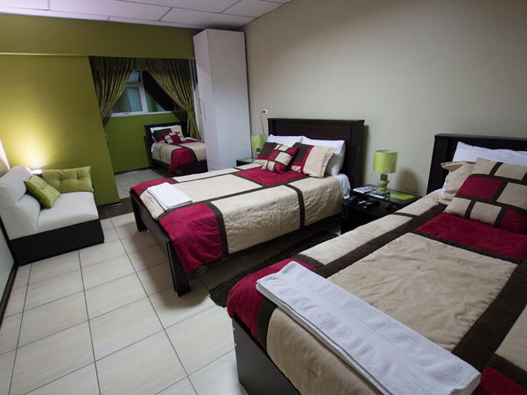 Hotel Las Gardenias Cuenca Exterior photo