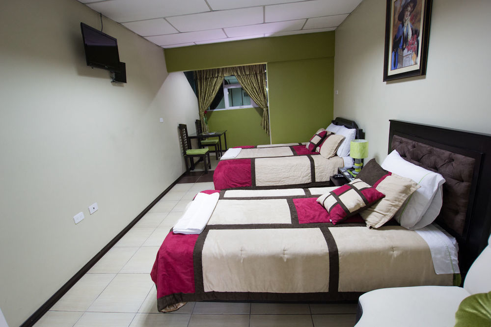 Hotel Las Gardenias Cuenca Exterior photo